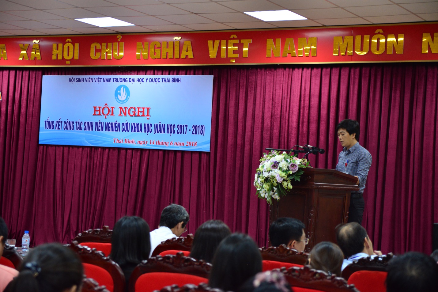 Đ/c Trịnh Thành Vinh phát biểu khai mạc Hội nghị